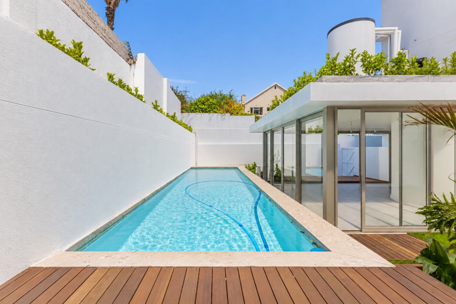 To Let 1 Bedroom Property for Rent in Bantry Bay Western Cape